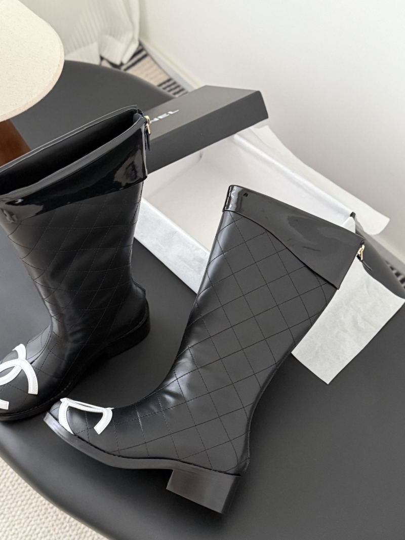Ch**el boots